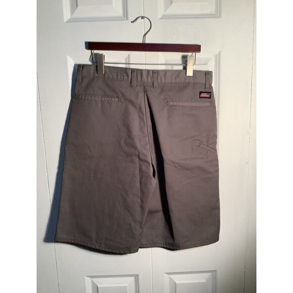 Dickies Gray Cargo Shorts - Picture 2 of 3